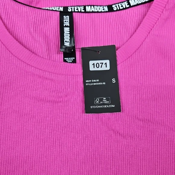 Steve Madden Vibrant Pink Women's Pajama Set - Picture 4 of 7